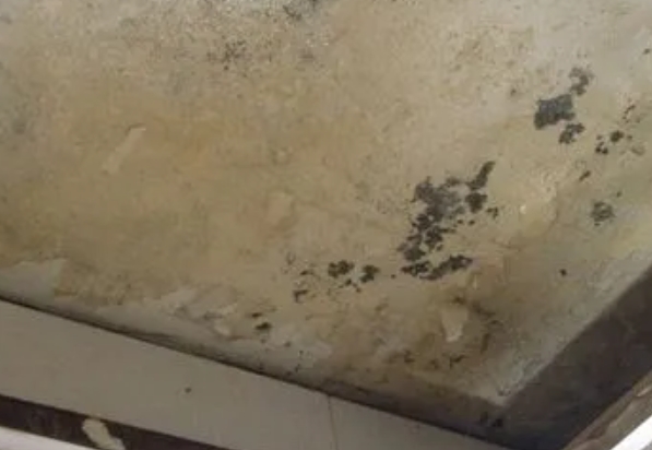 沙洋阳台漏水维修公司分享下沙洋卫生间渗水维修需要注意哪些问题。